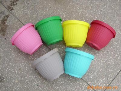 佛山市禪城區(qū)佳焯塑膠五金制品